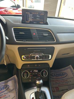 AUDI Q3 1.4 TFSI AMBIENTE GASOLINA 4P S TRONIC
